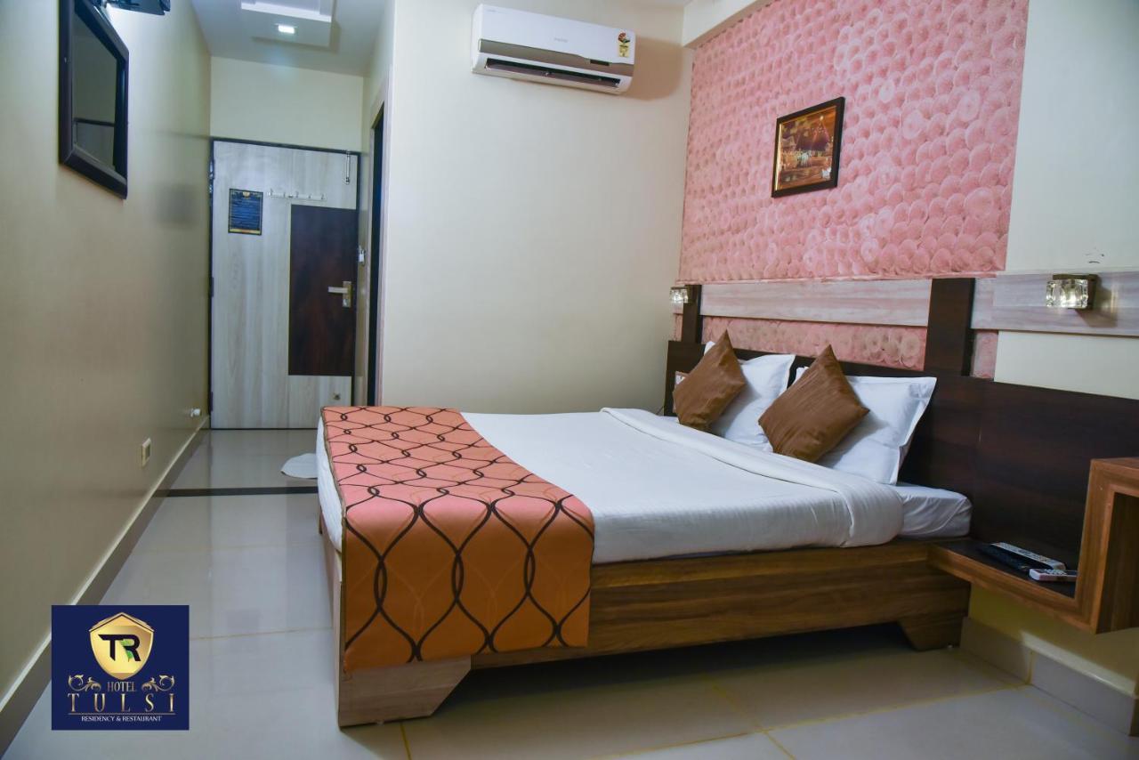 Hotel Tulsi Residency Bhuj Exterior foto